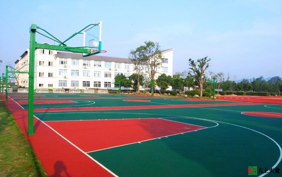 硅PU籃球場(chǎng)