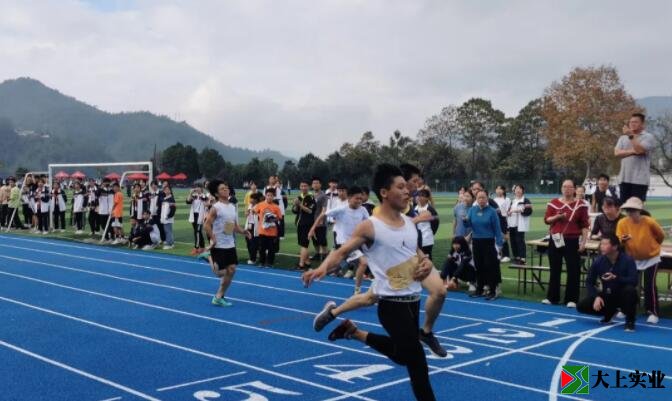 接力賽：團(tuán)隊與合作的結(jié)晶