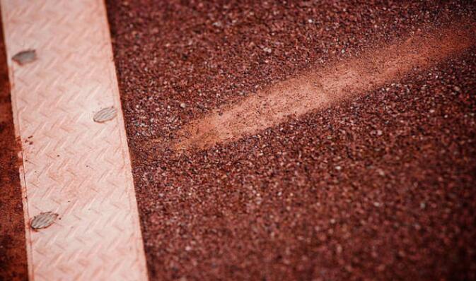 紅土網(wǎng)球場(chǎng)