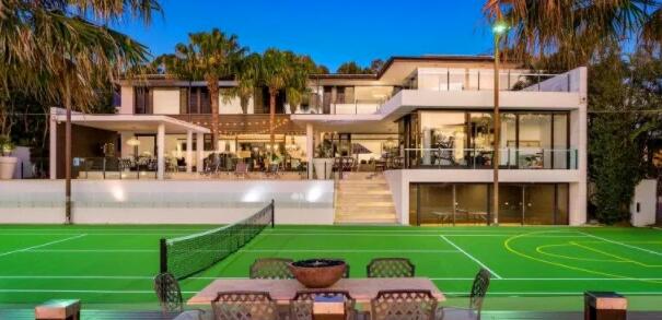 網(wǎng)球場(chǎng)才是豪宅最新標(biāo)配