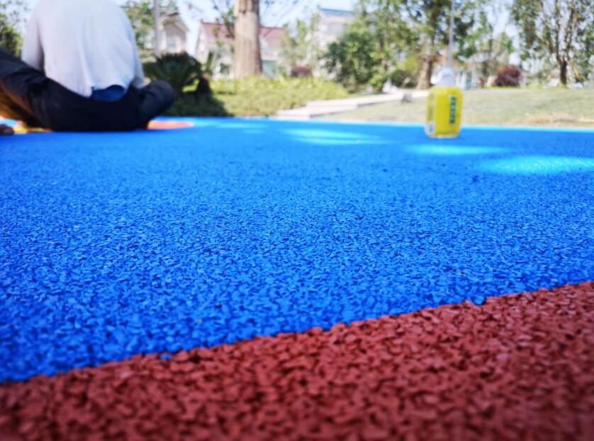 塑膠跑道報價怎么樣