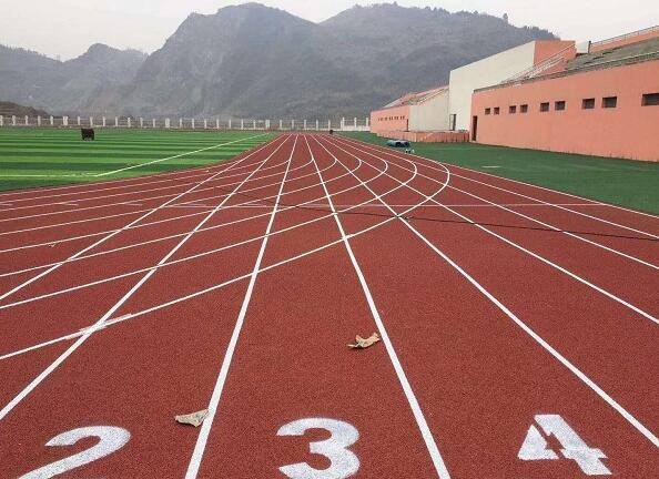 學(xué)校運動場地面