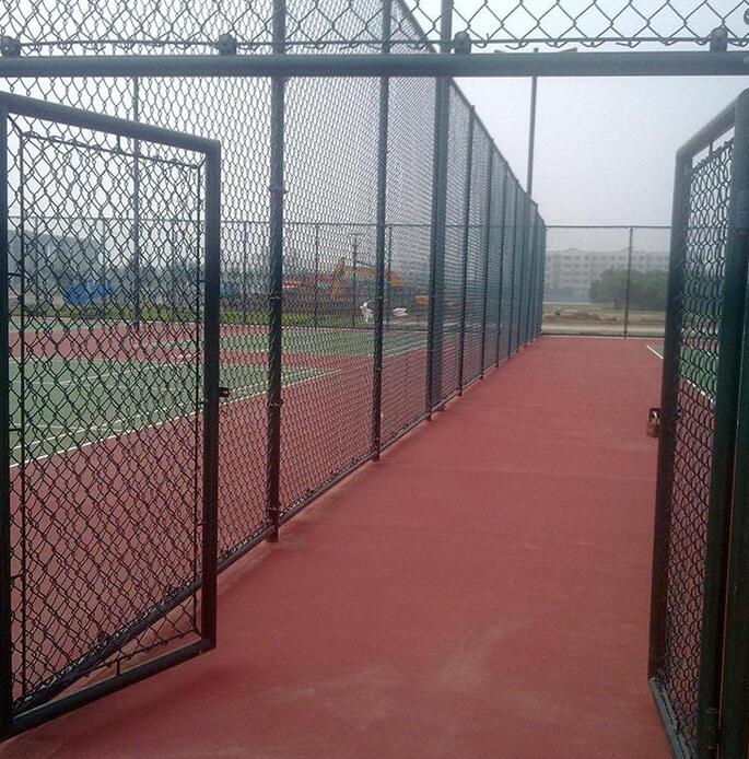 籃球場(chǎng)圍網(wǎng)包工包料多少錢(qián)