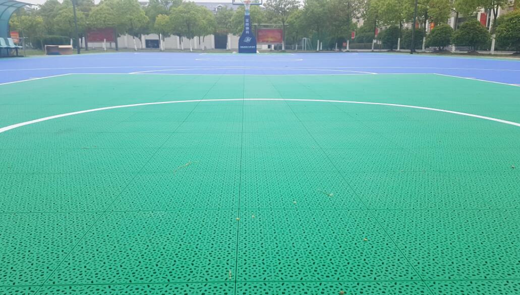 懸浮式拼裝運動地板