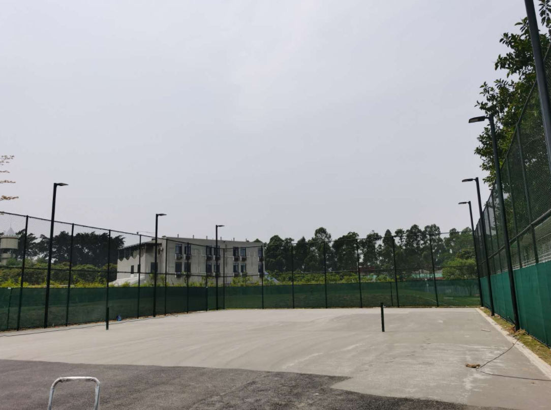 深圳光明計委進口丙烯酸網(wǎng)球場施工